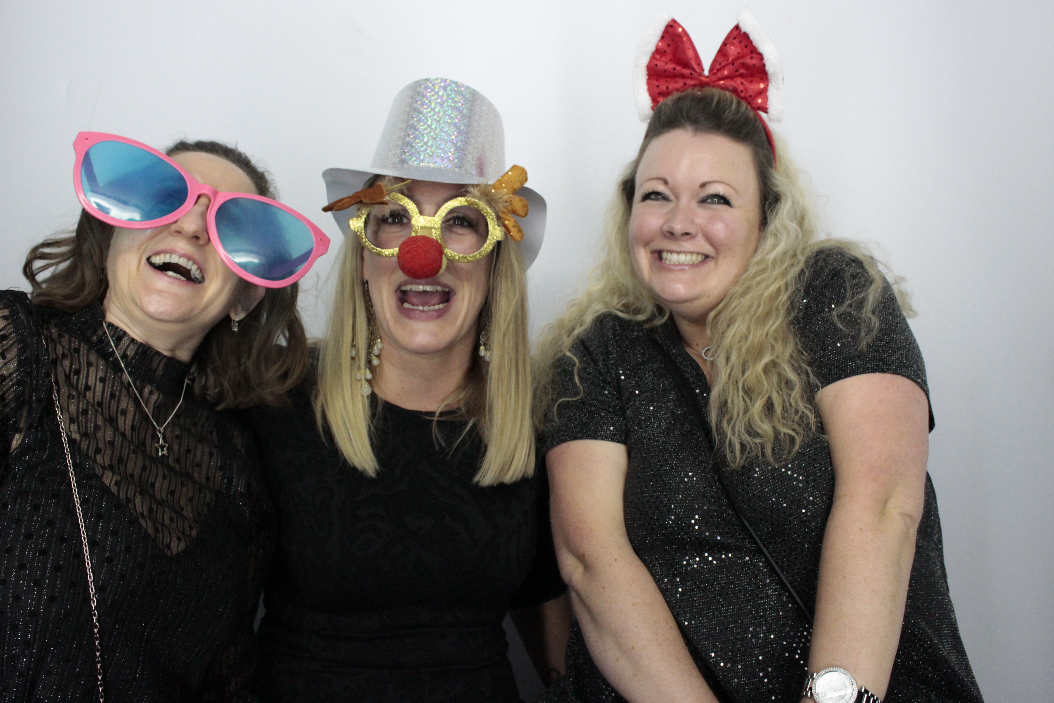 Zoggs Christmas Party | View more photos from the event at gallery.myphotoboothexperience.co.uk/u/MyPhotoBoothExperienceLtd/Zoggs-Christmas-Party